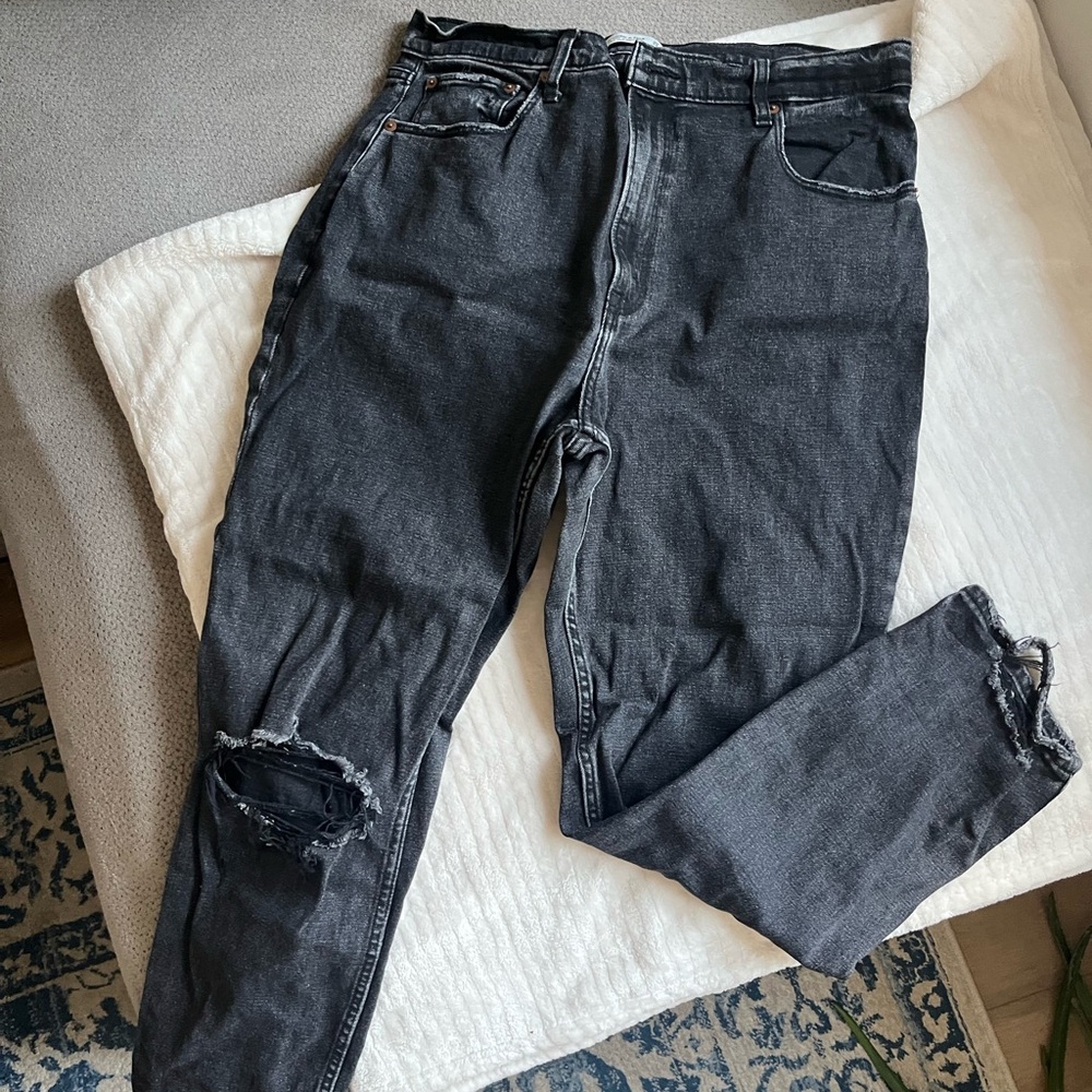 Abercrombie & Fitch Women's Black Straight Leg Jeans